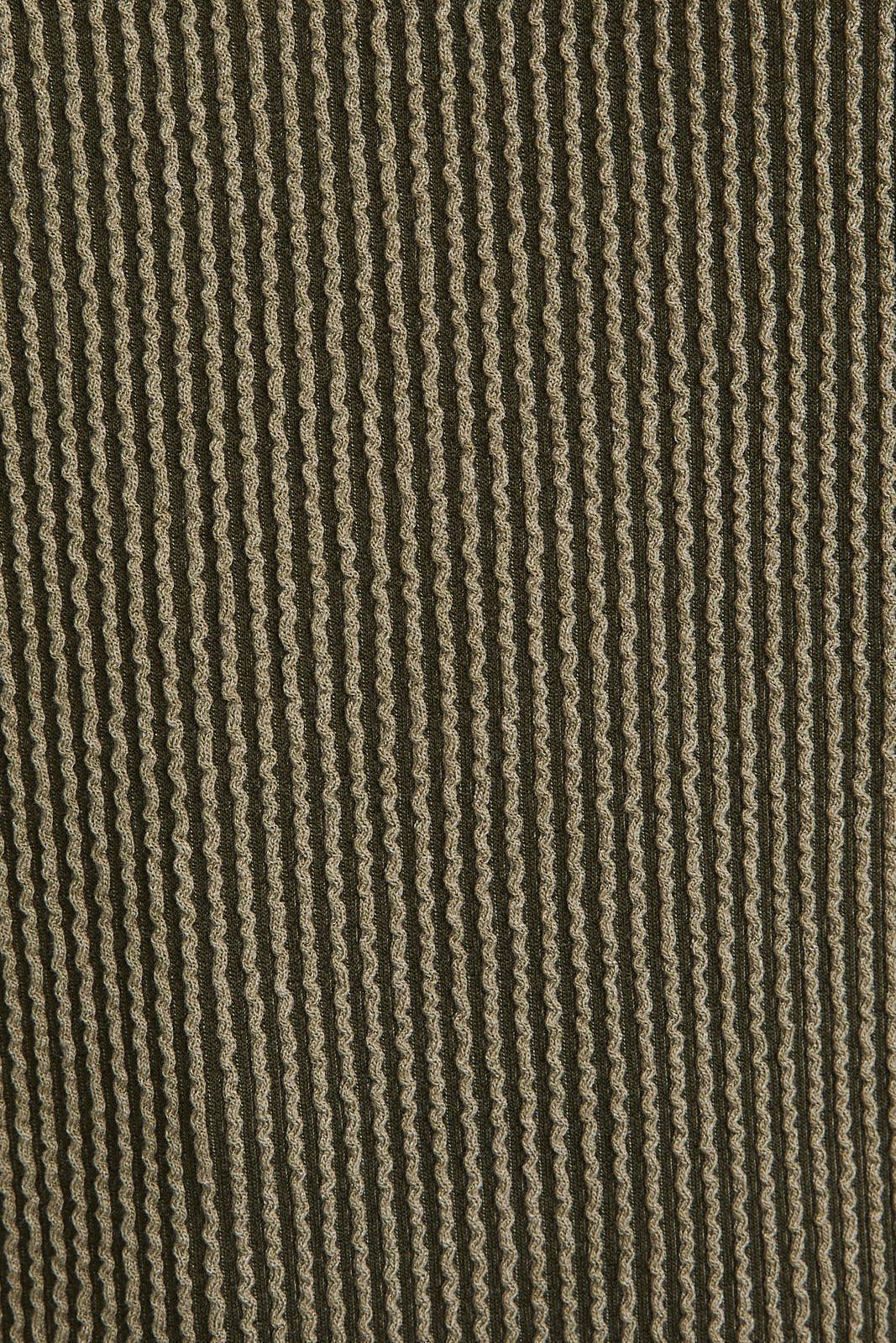 Round Neck Long Sleeve Cut Edge Detail Top