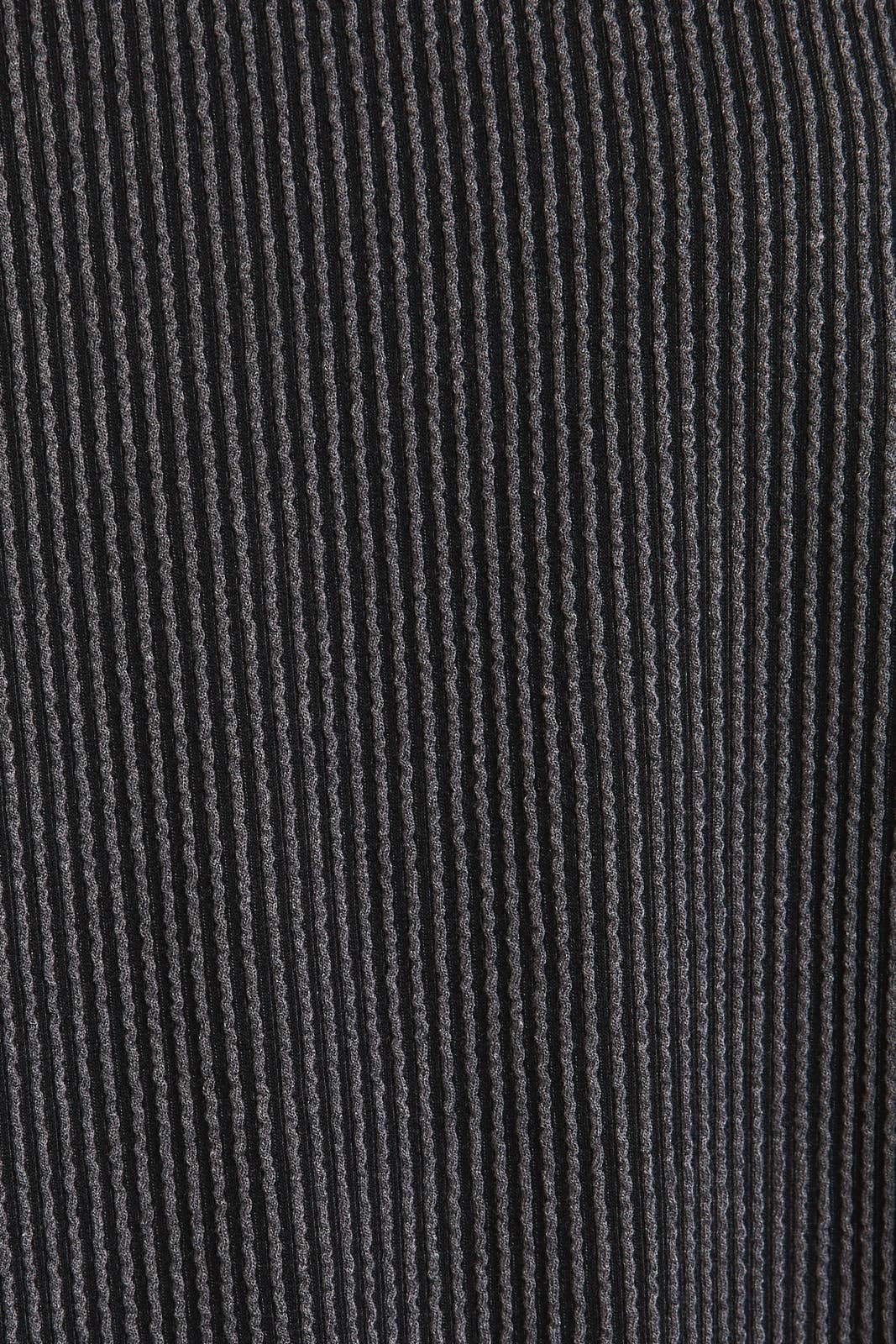 Round Neck Long Sleeve Cut Edge Detail Top