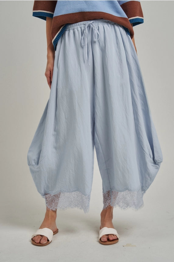 Balloon Lace-Hem Pants