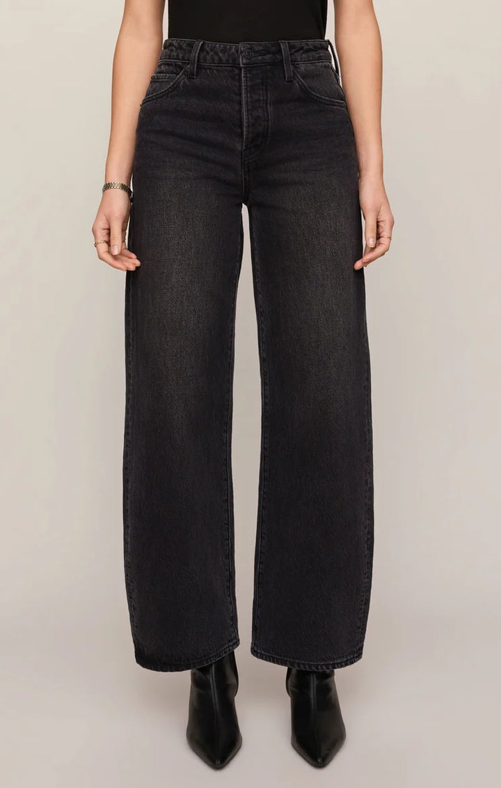 The Show Off High Rise Bowed Leg Pant Nocturn