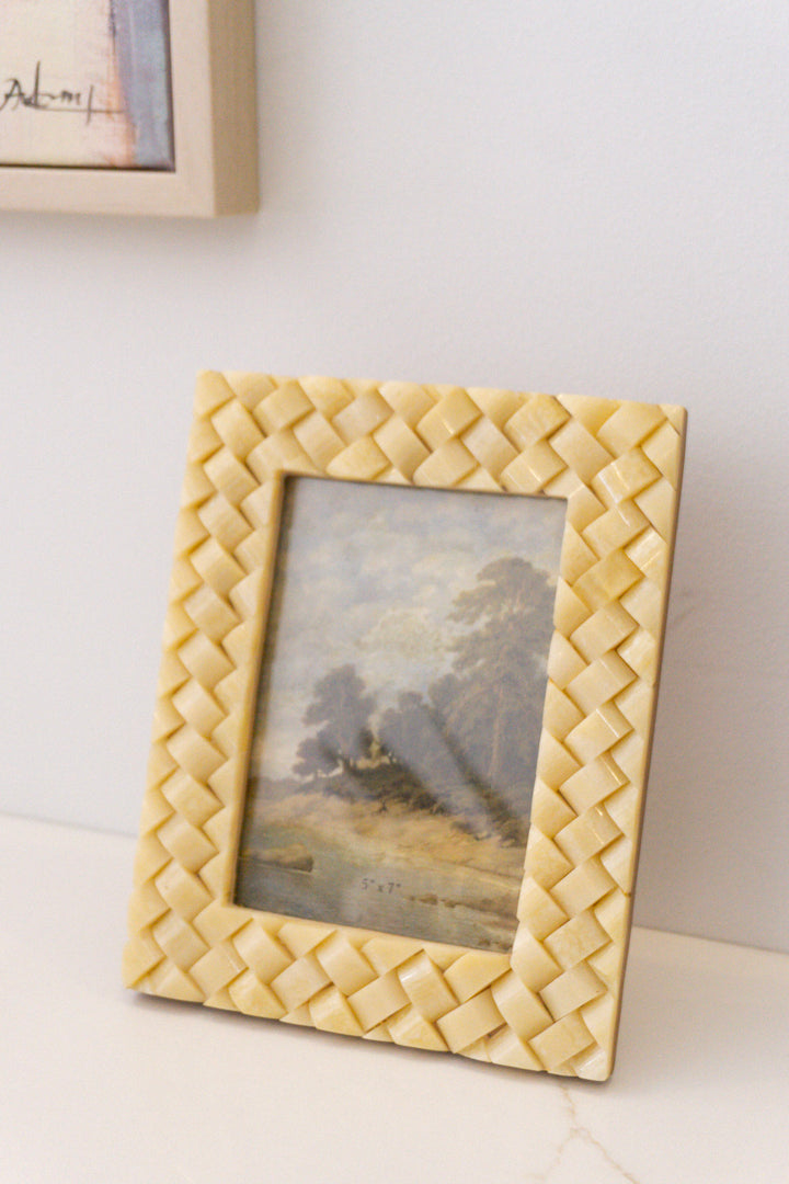 Woven Resin Photo Frame