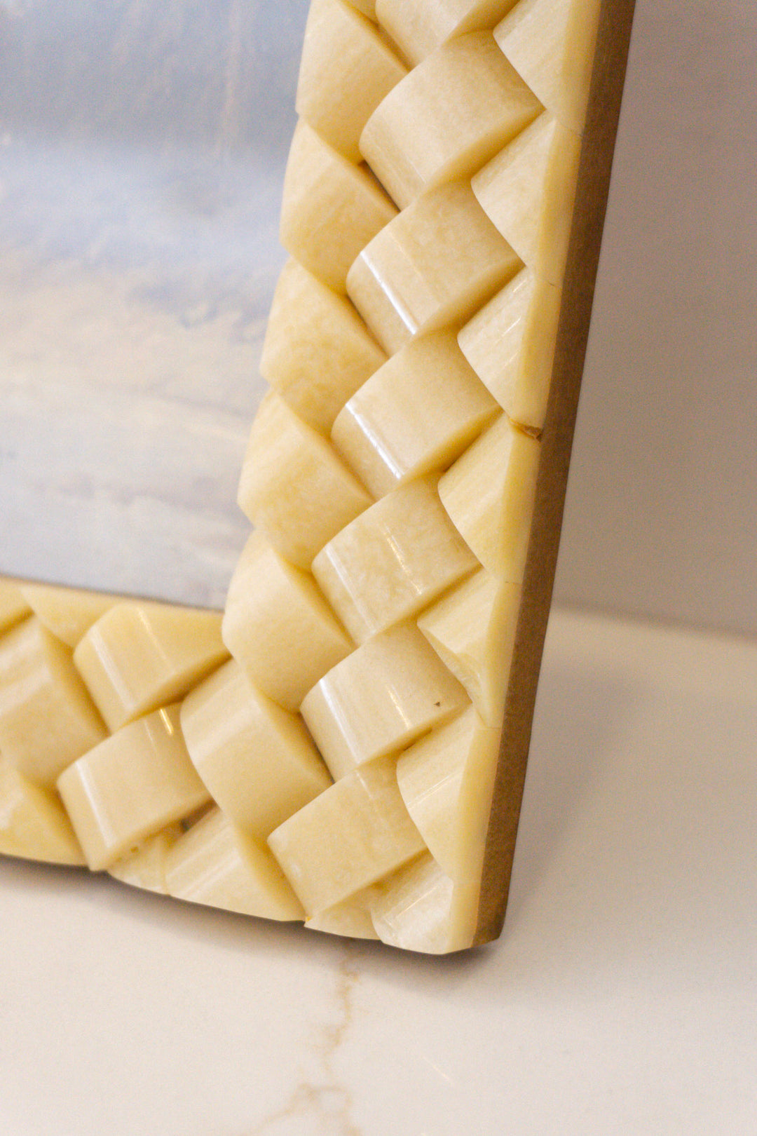 Woven Resin Photo Frame