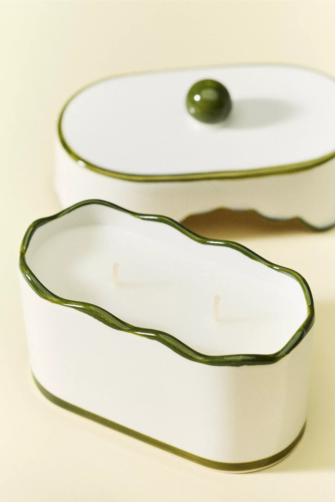 Smoked Pistachio Chérie Ceramic Candle